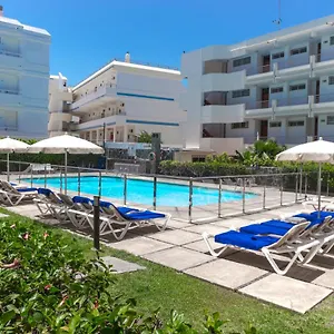 apartamentos-mariachis.in-canary-islands.com/